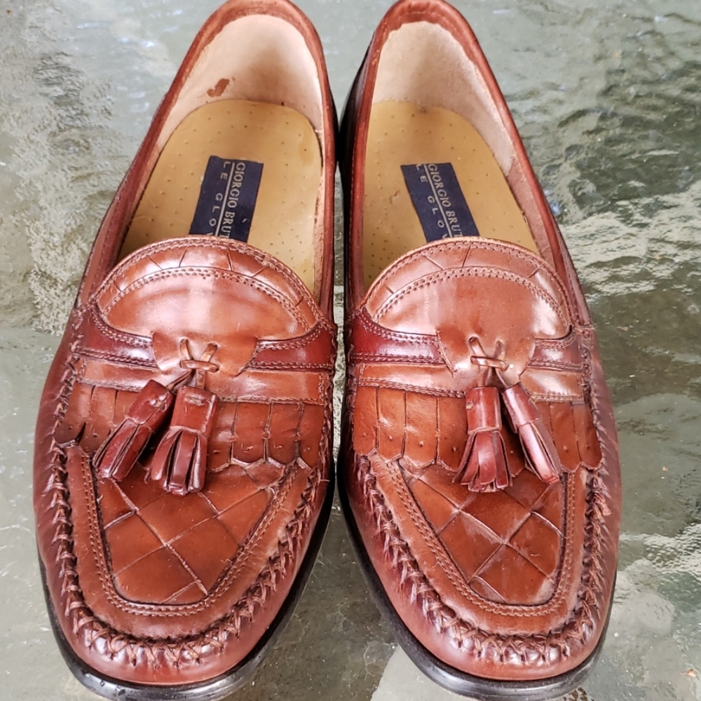 Giorgio Brutini size 9 dress shoes